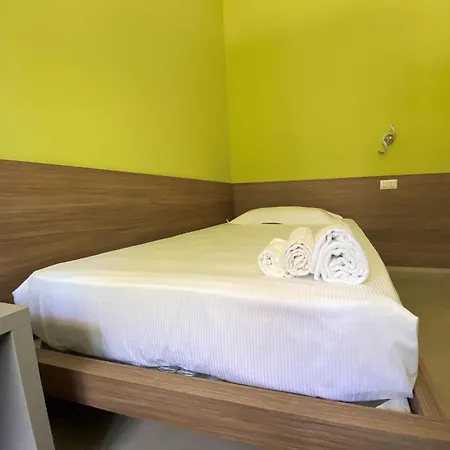 Levante Apartment&room