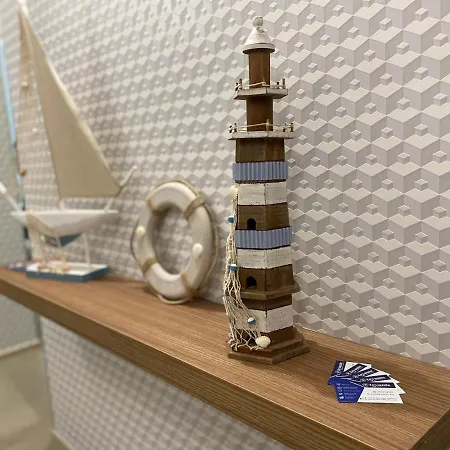 Levante And * 바리