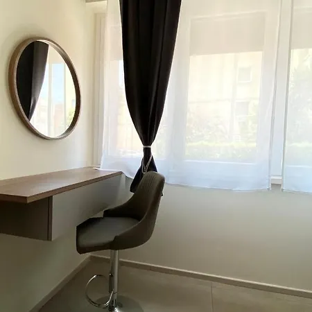 Levante And * 바리