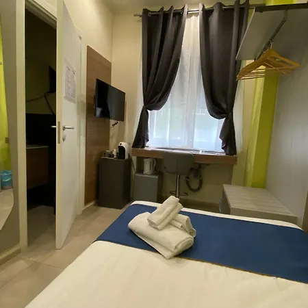 Levante And Apartment Bari