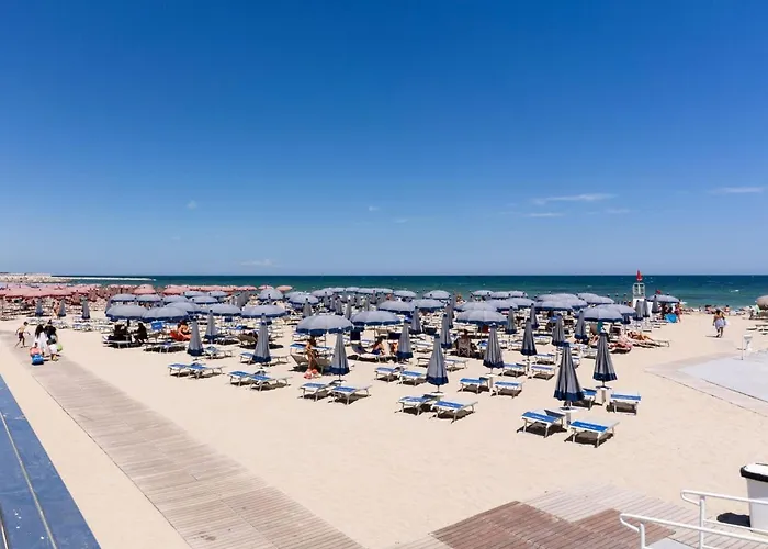 Levante And Apartament