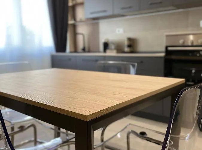 Levante And Apartament