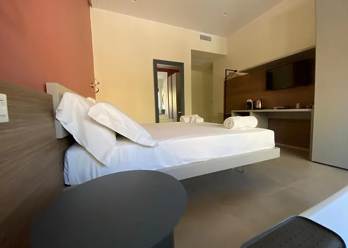 Levante And Apartament *