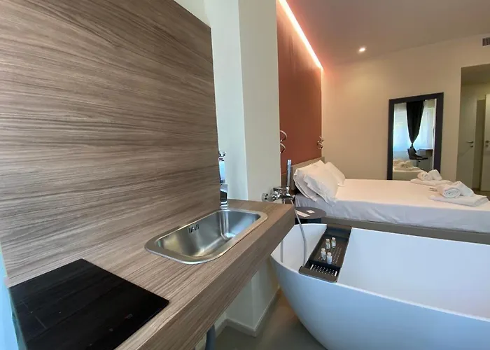 Levante And Apartament *