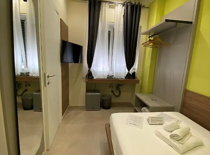 Levante And Apartament Bari